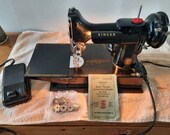Vintage SINGER 221K Featherweight Sewing Machine Carry Case 1953
