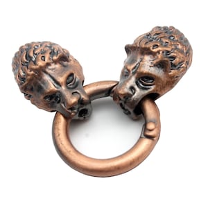 ShapesbyX Wolf Clasp, Two Wolves Heads Biting A Ring, Antique Red Copper, 9mm Hole MT552