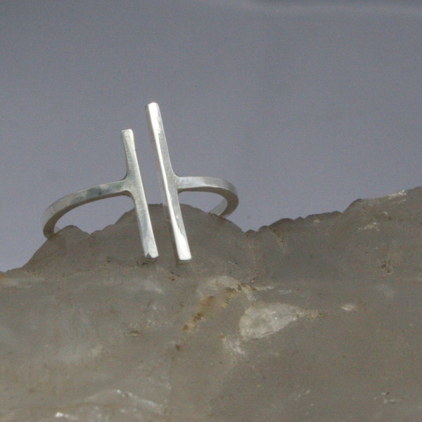 Sterling Silver Knuckle Ring - Handmade - Funky - Bar