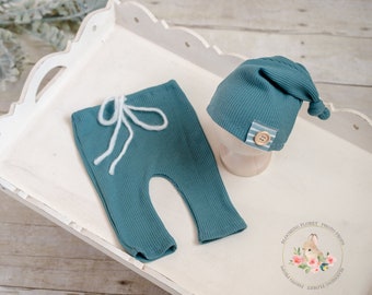 Teal Newborn Neutral knotted hat and pants, Baby Hat and pants, teal newborn hat pants, Striped hat, Baby boy hat, striped set