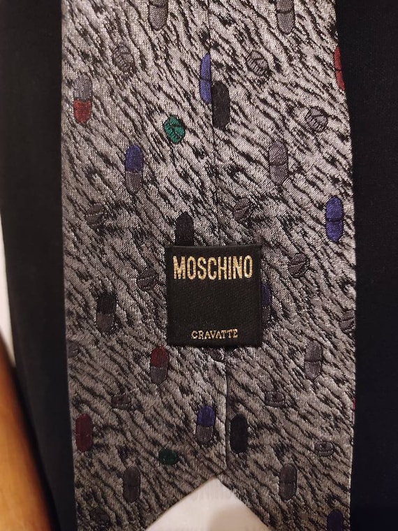 CRAVATTA "MOSCHINO" - image 1