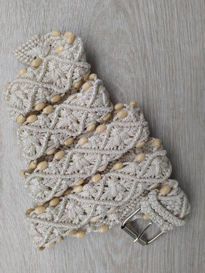 Boho ivory macrame belt Wooden detail belt Hippie belt Festival belt,Summer ivory belt Bohemian belt