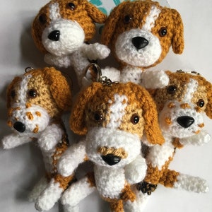 Beagle keyring Keychain Doggy  Made to Order