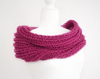 Chunky Knit Scarf Chunky Crochet Cowl Pink Unique Handmade Boho Hippie  Infinity Scarf