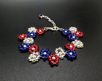 Red, White and Blue Jewelry, USA flag bracelet, 4th of July Gift, Patriotic Jewelry, Seed bead Bracelet, Unique Handmade Floral Gift