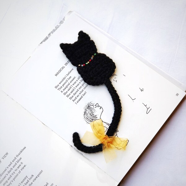 Cat Lover Gift Book Lover Gift Gift Black Cat Bookmark Crochet unique hecho a mano con arco dorado y collar multicolor collar de profesor es presente