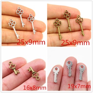 30/40/50/100pcs Antique Silver and Bronze Plated Key Handmade Charms Pendant:DIY for bracelet necklace image 2