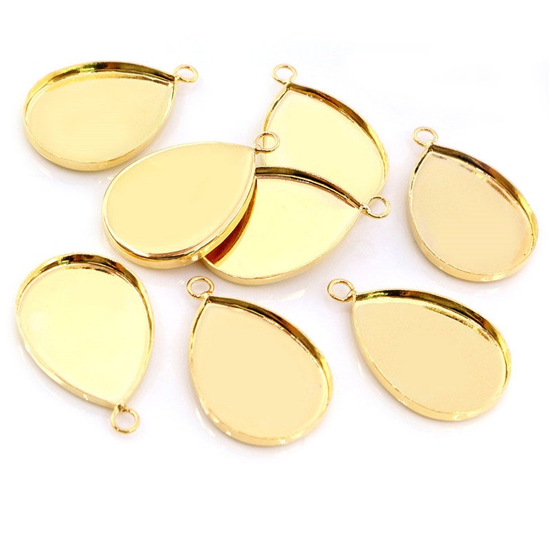 20pcs 13x18mm 18x25mm Inner Size 3 Colors Plated Drop Style Brass Cameo Cabochon Base Setting Charms Pendant necklace findings image 3