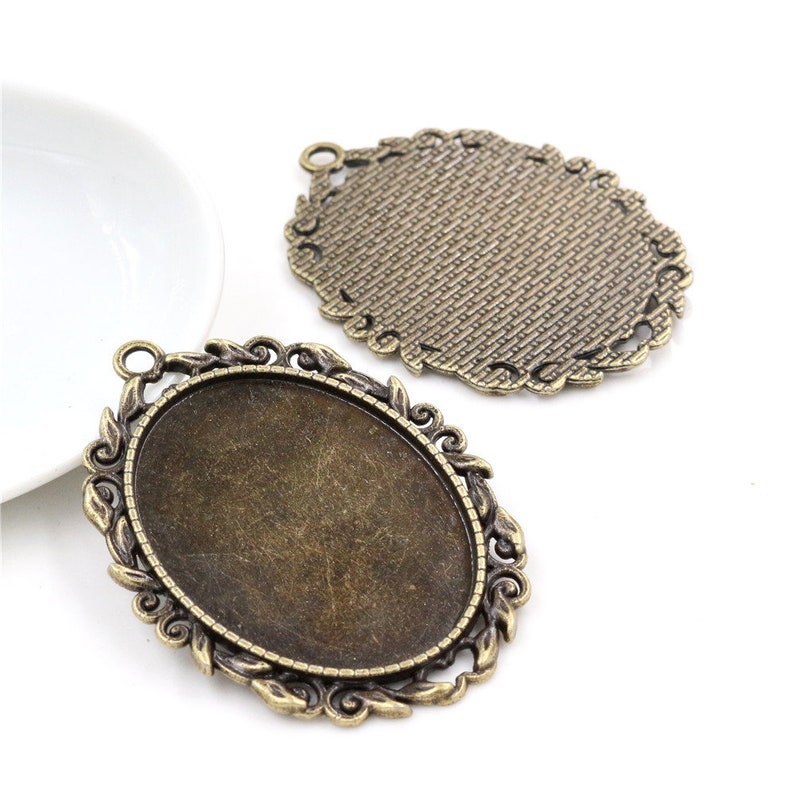 30x40mm 5pcs Bronze Oval Cameo Setting Charms Pendant image 1