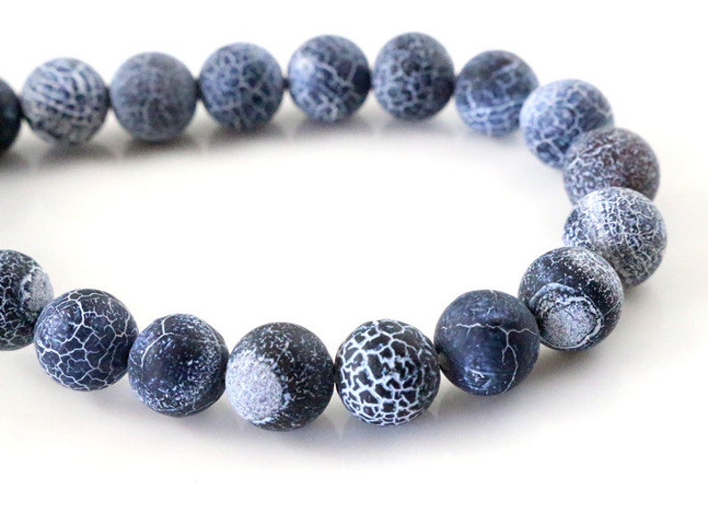 4mm 6mm 8mm 10mm Natural Volcanic Stone Navy perles blanches en pierre ronde pour les bijoux faisant gros et détail image 1