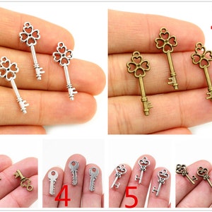 30/40/50/100pcs Antique Silver and Bronze Plated Key Handmade Charms Pendant:DIY for bracelet necklace image 1