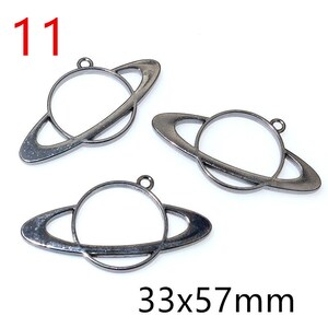 10pcs Geometric Hollow Metal UV Resin Craft Blank Frame Bezel Epoxy Pendant Tray For DIY Jewelry Necklace Making Accessories image 4