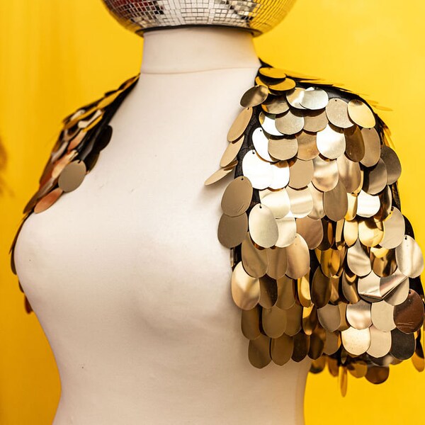 Disco Sparkly shoulder Cape/capelet, Beyonce, Glastonbury Wedding/festival/drag Mermaid in Jumbo old Gold, silver, black, iridescent sequin