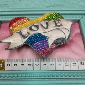 Rainbow LOVE heart beaded brooch badge pin bespoke hand beaded embroidered brooch perfect fashion or wedding accessory 画像 8
