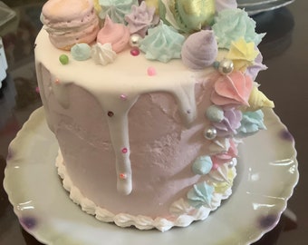 Faux Shabby Chic Macaron Pastel Cake