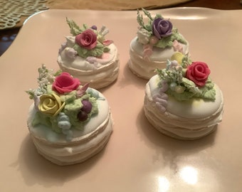 Set of Four…. Round Shabby Chic Petit Fours