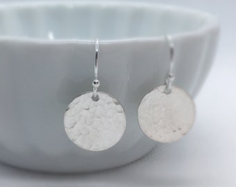 Sterling Silver hammered disc earrings, Dangle Earrings, Hammered Earrings, Silver Earrings