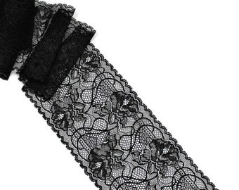 157,48 inch elastic lace, French lace from Calais