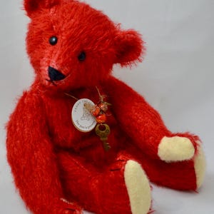 Scarlett, antique style handmade artist teddy bear by Teddy treasures