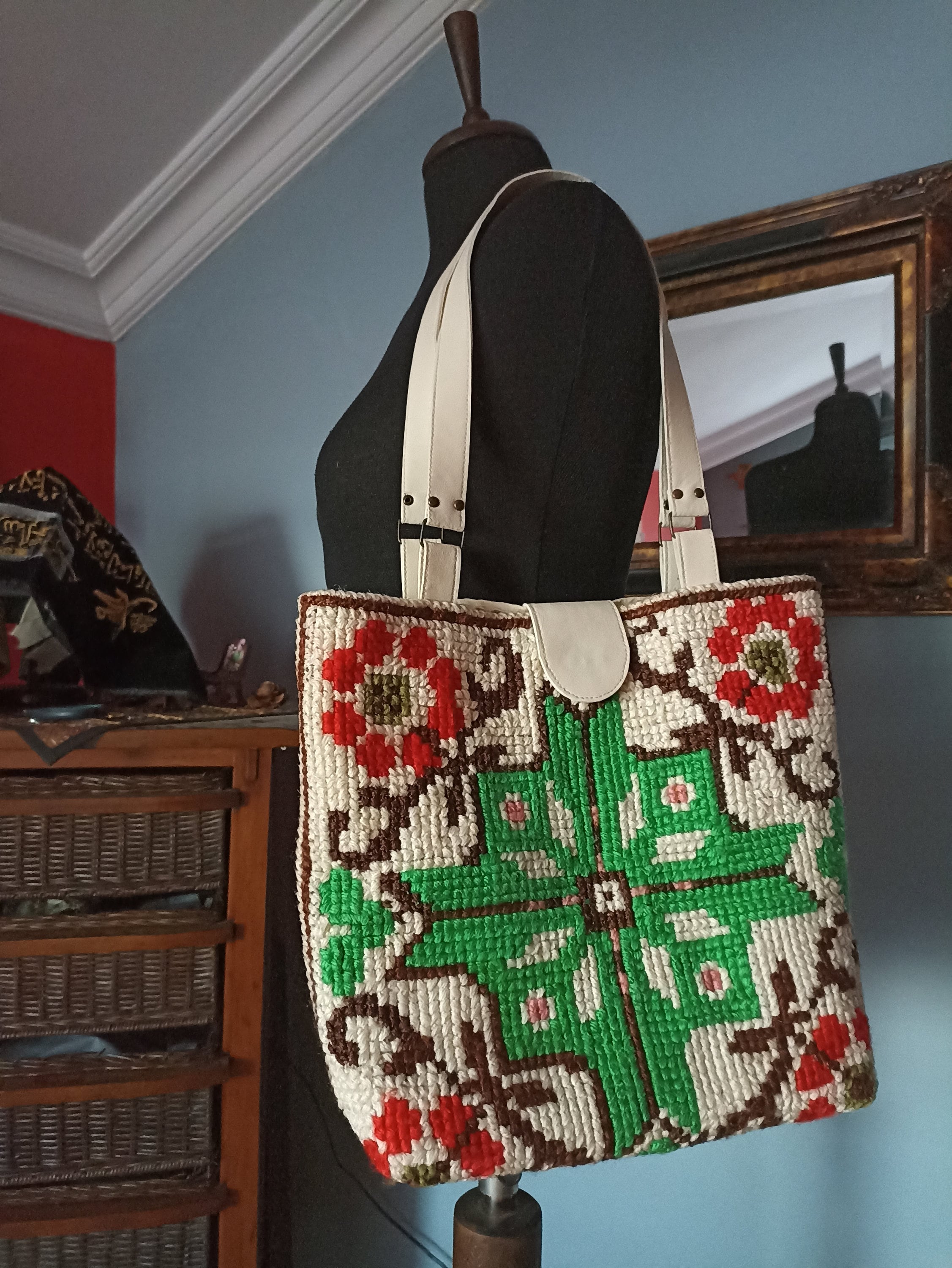 ニードルポイント刺繍ショルダーバッグ/ハンドメイドユニークバッグ 