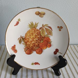Vintage Bavaria DEBRA Germany Porcelain Decorative Dessert Fruit Plate, Collectible, Pineapple & Strawberries Gold Rim – Eclectic Home Decor