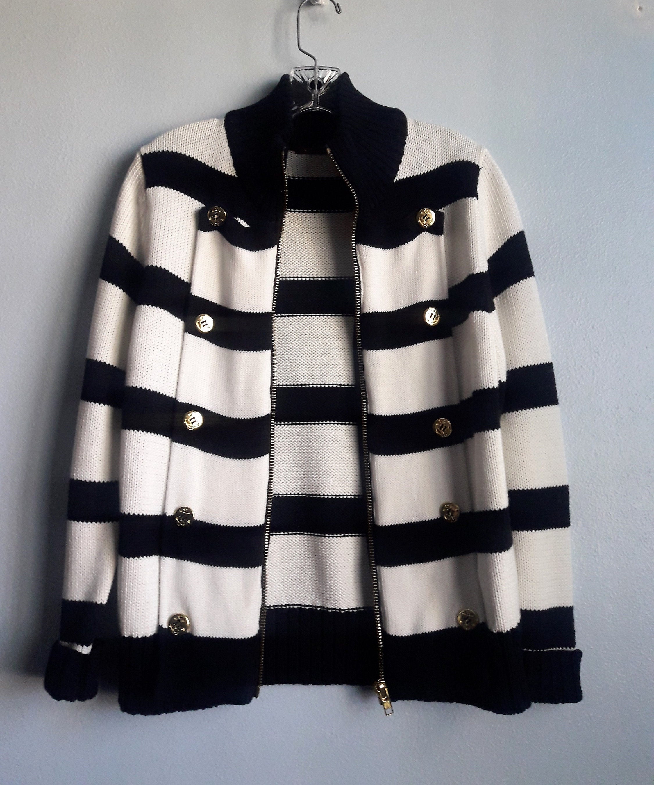Ameri（アメリ）の「STRIPE SHORT KNIT CARDIGAN（カーディガン
