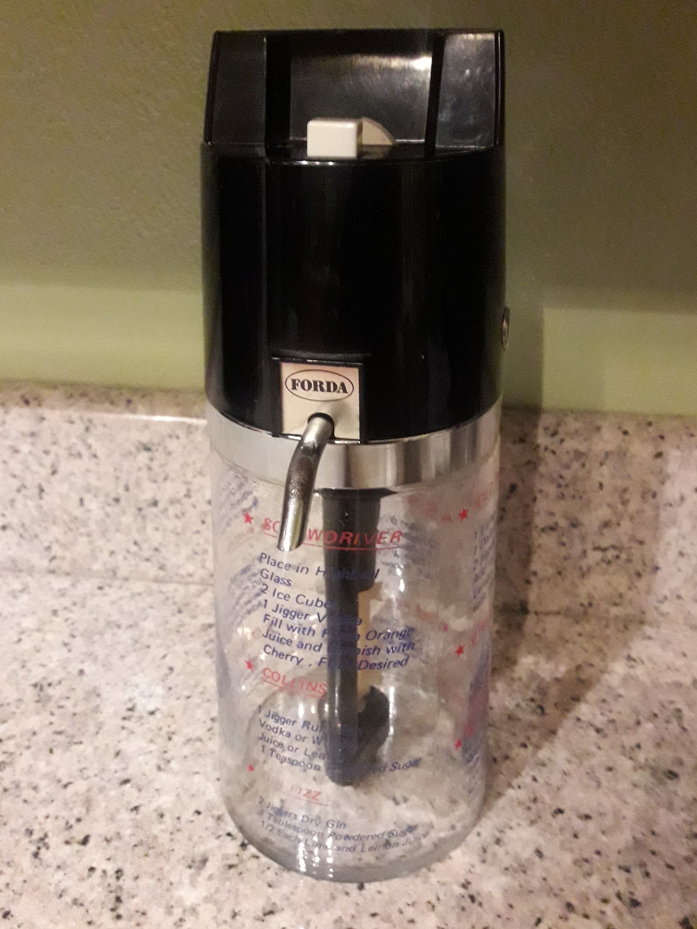 Forda Drinko' Matic Measure Pourer Cocktail Shaker Mixer/dispenser