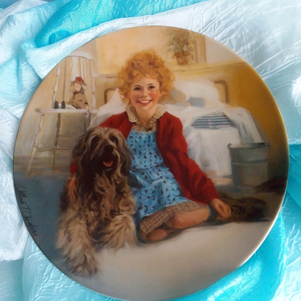 Knowles Fine China Collector’s Accent Plate – “Annie and Sandy”, William Chambers 1982, Decorative Home Decor 8.5”, Orphan Annie, No. 3875 P