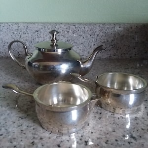 Vintage Stacking Teapot Serving Set, Creamer/Milk Pitcher and Sugar Bowl Tea Set with One Lid Gift Item Tableware Serveware Silverplated