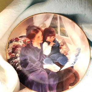 Vtg Cherished Moments Porcelain Collector&#39;s Plate 8&quot; “Storytime”, Lyne Yancha Art, 23Kt Gold Trimmings, Home Decor 1990, Mother&#39;s Day Gift