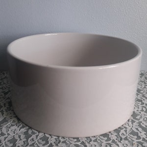 Glazed Ceramic Multi-Purpose Bowl Round Off White Kitchenware Centerpiece Deep Display Large Fruit Bowl Salad Bowl Serveware Terrarium