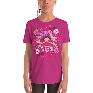 かわいいピンクの瞑想する女の子のTシャツ 花のギフト 慈悲の祈り アートシャツ 若者の祝福 曼荼羅 象 花 ハート ユニコーン 蝶