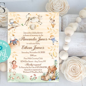 Op de afbeelding: Een babyborrel uitnodiging met een fantasierijke illustratie van een koe, een kat, een hond en een kleine jongen. De uitnodiging is voor Amanda Jones en Ethan James, en is gepland voor zaterdag 14 november 2020 om 14:00 uur in de Pine Hills Country Club. De uitnodiging bevat ook het adres en de RSVP-informatie.