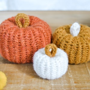 Herringbone Pumpkins Crochet Pattern. Pumpkin Crochet Pattern. image 5