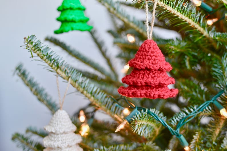 Christmas Tree CROCHET PATTERN. Crochet Christmas Tree image 1