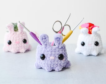 No-Sew Amigurumi Crochet Bunny Desk Buddy PDF Pattern