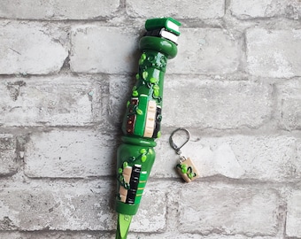 Garden Library Inspired Ergonomic Crochet Hook