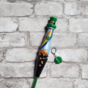 St. Patricks Day Inspired Ergonomic Crochet Hook