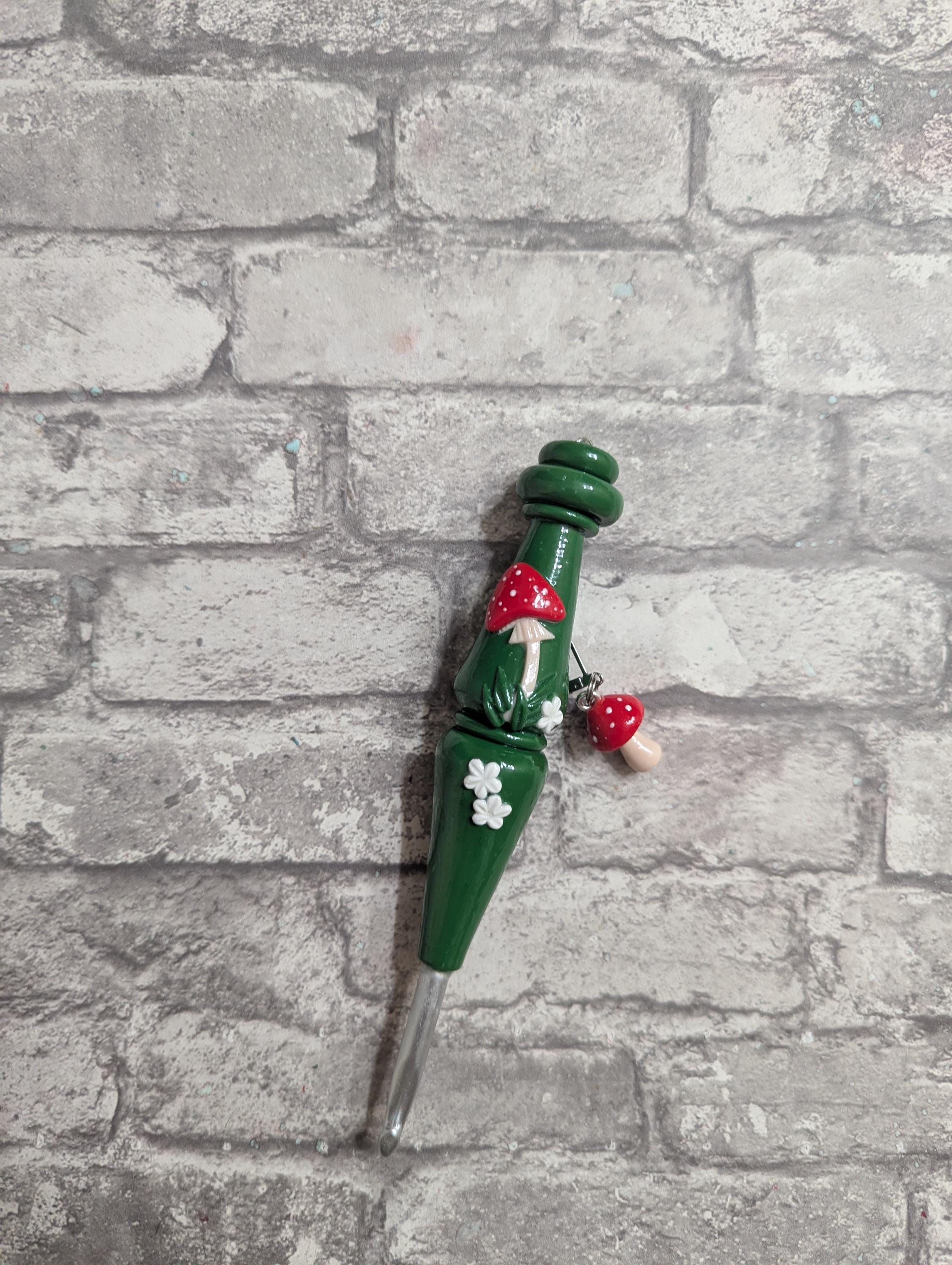 Mushroom Inspired Ergonomic Crochet Hook