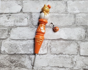 White and Orange Pumpkin Kitty Inspired Ergonomic Crochet Hook