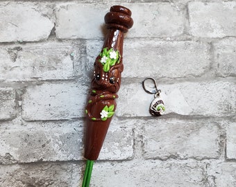Woodland Dragon Inspired Ergonomic Crochet Hook