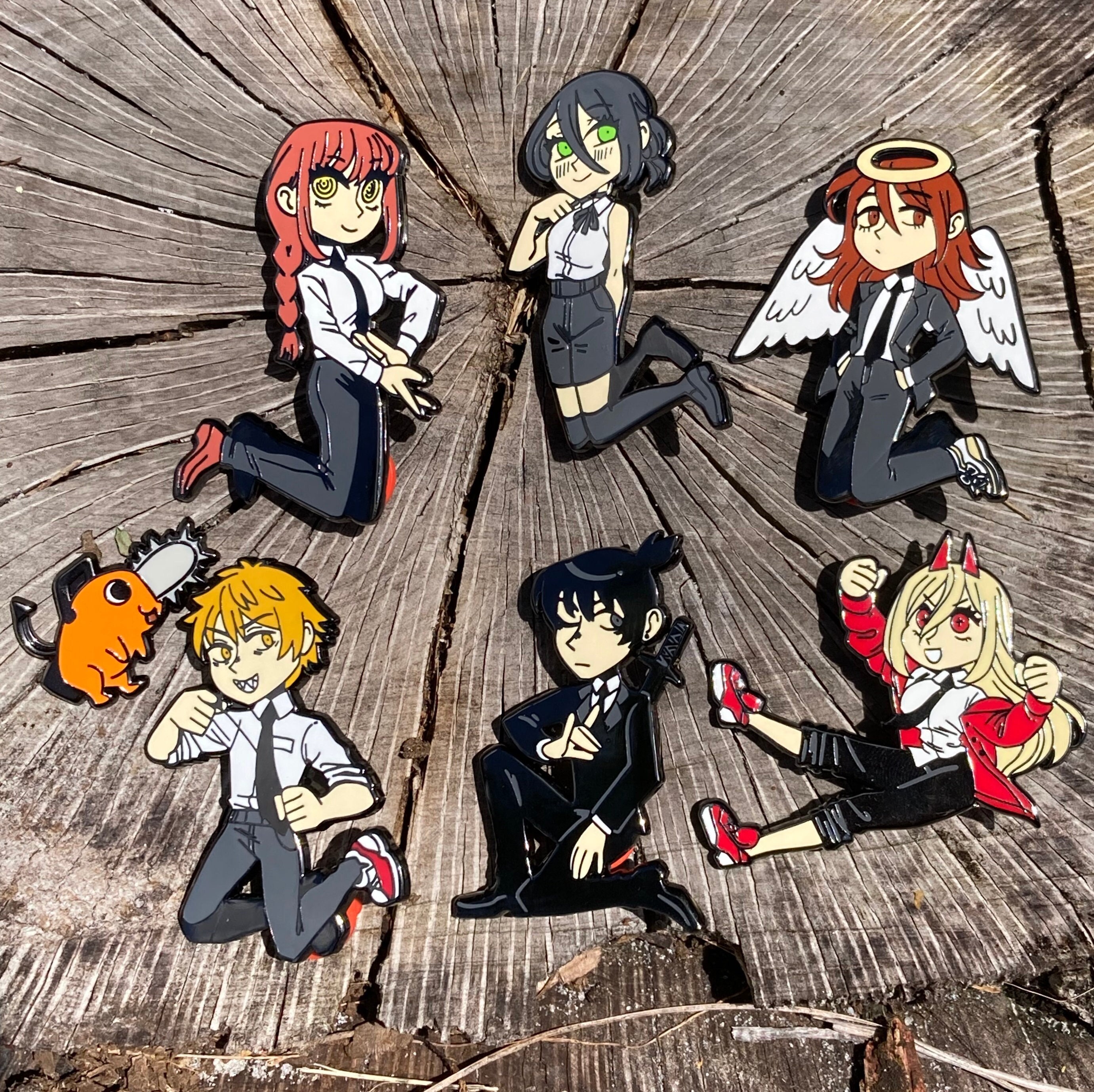 Chainsaw Man - Makima and Denji Hard Enamel Pin - town-green.com