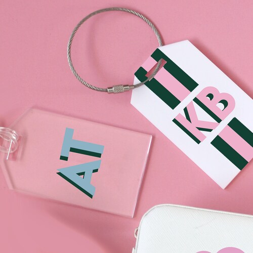 Étiquette à bagage personnalisée, marque-place en acrylique, étiquette cadeau monogramme ombre, cadeau de demoiselle d'honneur, cadeaux d'enterrement de vie de jeune garçon, voyage entre filles, cadeau de voyage
