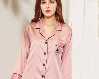 Bride Getting Ready Pj long sleeve Set, Bridesmaid PJ's, Personalized Pajama Set, Mrs Pajamas, Monogram