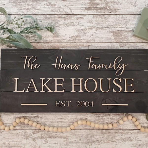 Letrero personalizado de casa del lago: madera rústica recuperada, apellido personalizado