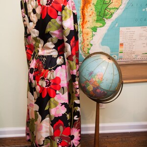 Vintage 1960s Saks Fifth Avenue Floral Dress // Size 4 6 image 3