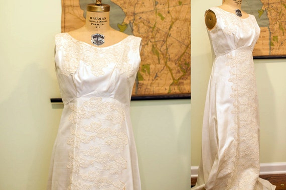 Vintage 60s Wedding Dress - image 1