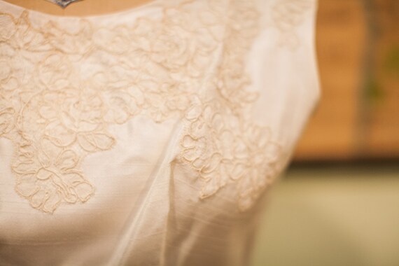 Vintage 60s Wedding Dress - image 3