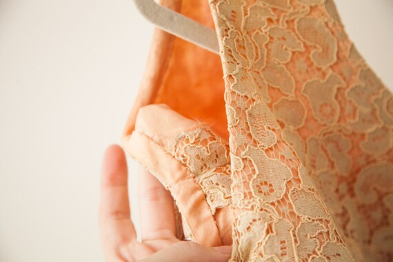 Embroidered Lace Peach Pink 1960s Mod Dress - image 2