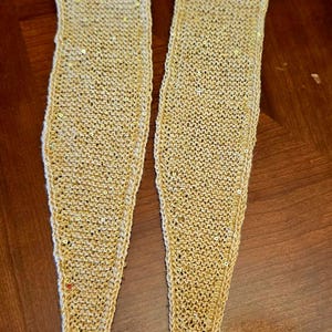 Hand Knit Sophie Scarf, Small Knitted Scarf, Mini-shawl, Knitted Neck Scarf, Small Skinny Neckerchief